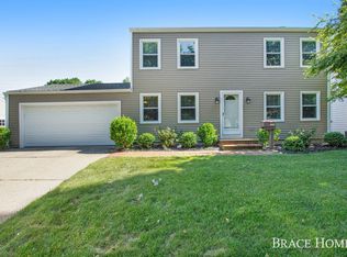 2228 Elmwood Dr SE, East Grand Rapids, MI