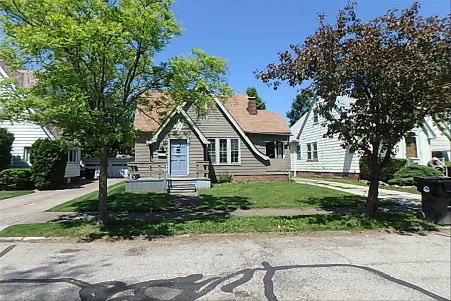 1st image of 17917 Schenely Ave