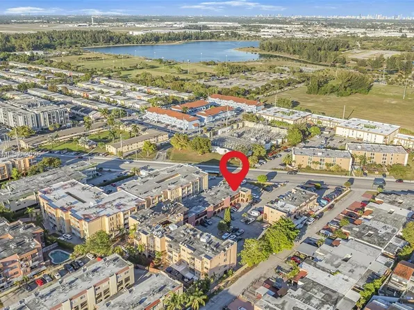 6620 W 2nd Ct APT 218, Hialeah, FL 33012