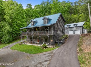 410 Lakeview Dr, Sharps Chapel, TN 37866
