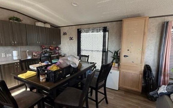 3rd image of 4201 Blake Rd SW