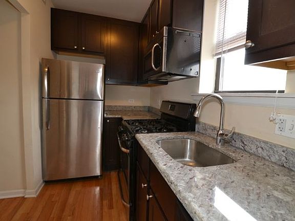2nd image of 2803D W Lawrence Ave #D1s
