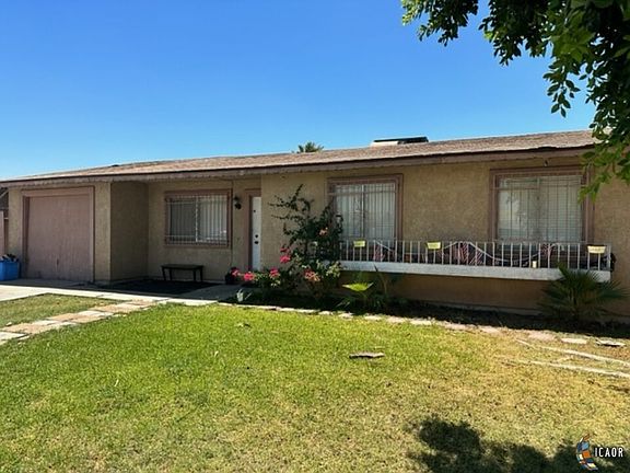 3rd image of 606 De Las Flores St