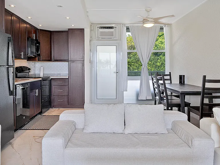1200 N Fort Lauderdale Beach Blvd #204 — Photo 4