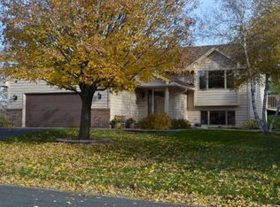 17580 Illinois Ct, Lakeville, MN 55044