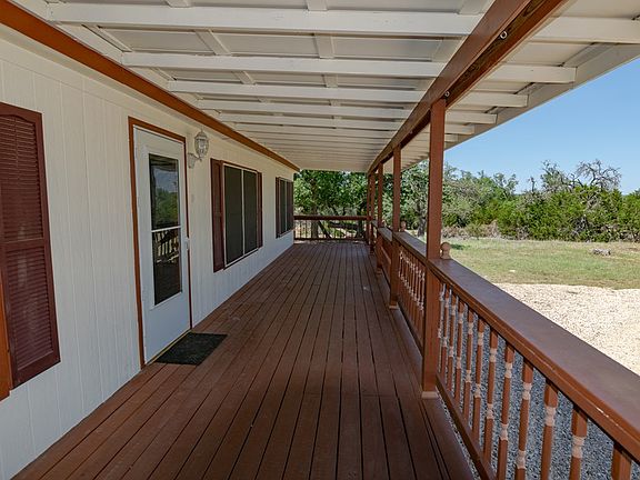 4th image of 36 Brook Hollow Ln