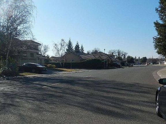 5th image of 9562 Soaring Oaks Dr