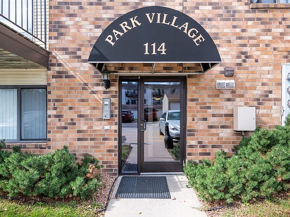 4th image of 2250 N Cedar Ave #114201