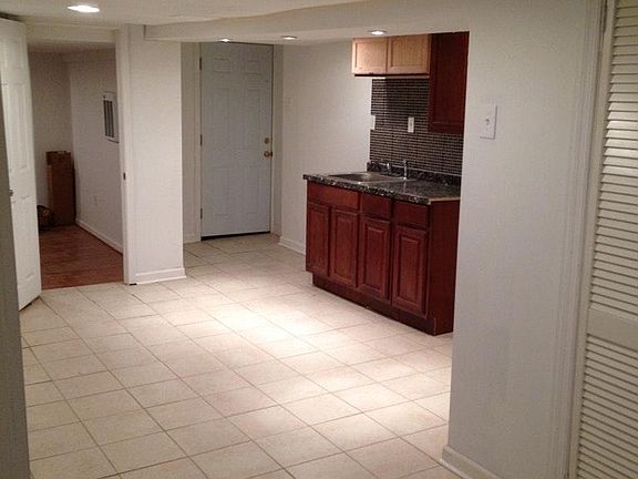 5th image of 7209 Glenloch St #Basement