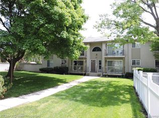 3501 W Forteen Mile Rd, Royal Oak, MI 48073