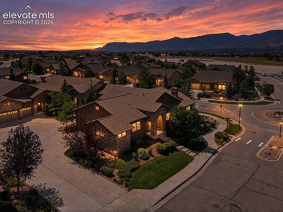 2nd image of 2415 Veneto Way