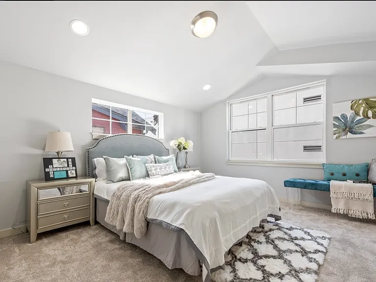 3611 Interlake Ave N #A — Photo 3
