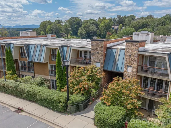 114 Bowling Park Rd, Asheville, NC 28803