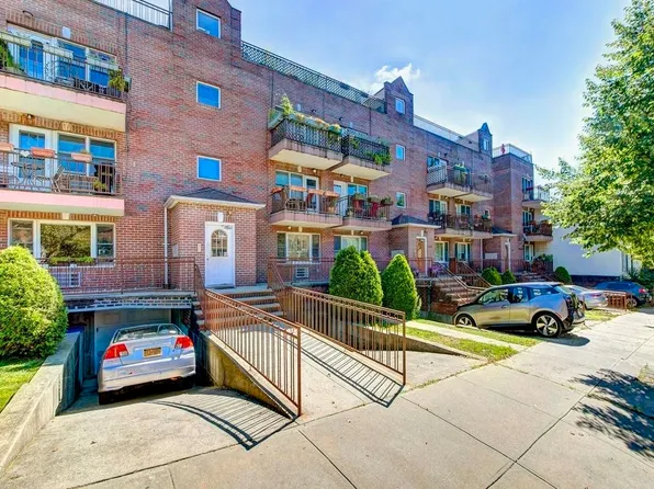 587 17th St #3, Brooklyn, NY 11218