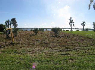 2956 Peace River Dr, Punta Gorda, FL 33983