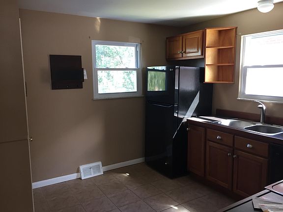 5th image of 5715 Windview Dr