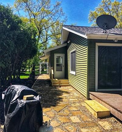 4th image of 24680 Hilliard Blvd