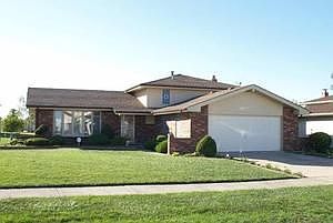 1st image of 19728 Lake Park Dr