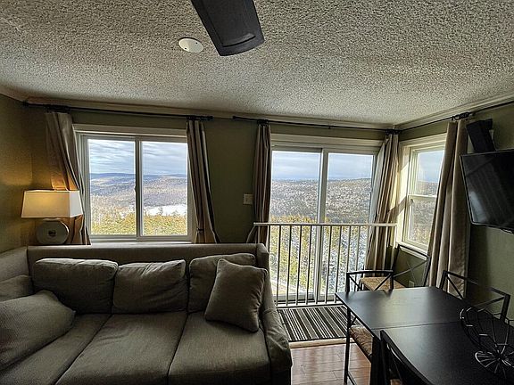 4th image of 75 Mountain Lodge Ln #382