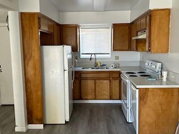 4th image of 6105 S H St APT B