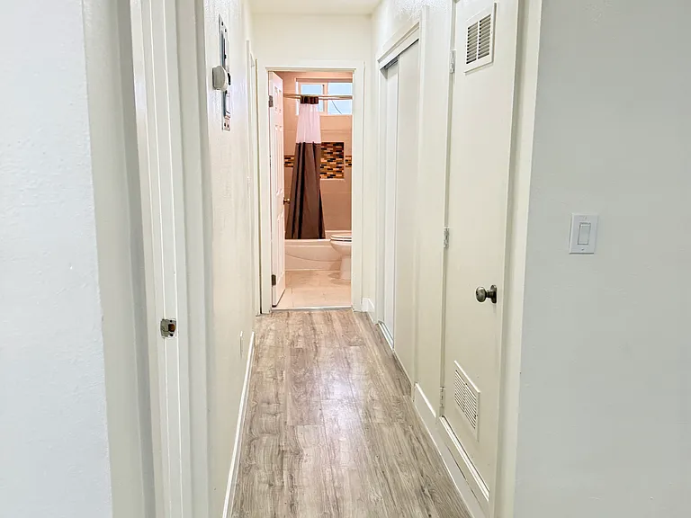 240 E 60th St #8 — Photo 9