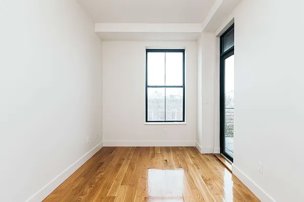 Rented by Nooklyn NYC LLC | media 12