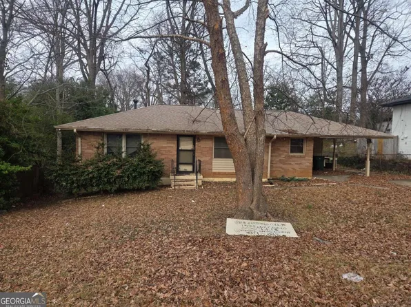 740 Patricia Dr, Forest Park, GA 30297