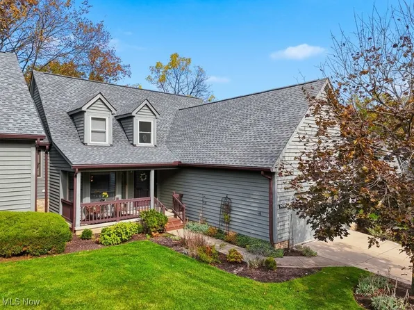 9095 Woodcrest Dr #9095, Brecksville, OH 44141