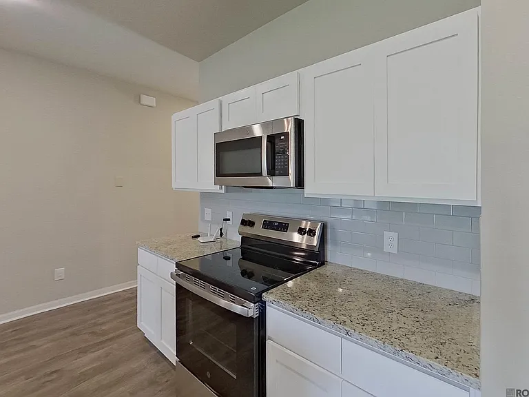 108 Santiago Ct — Photo 6