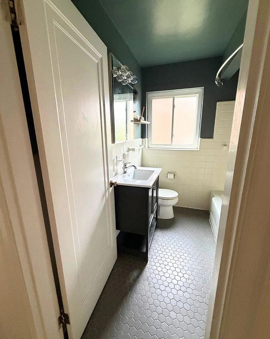 3 bed, 1.5 bath, 1400 sqft, $2,000 — Photo 2