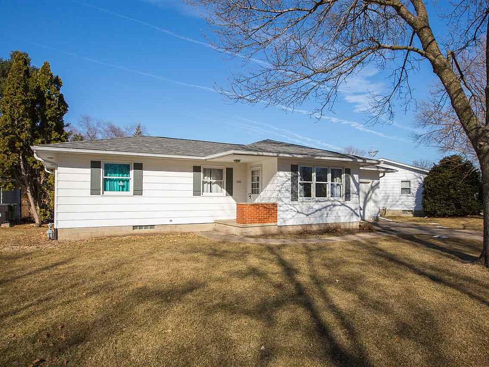 1st image of 2311 Royal Dr