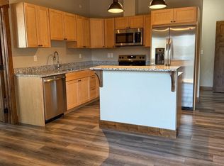 35 5th St W, Columbia Falls, MT 59912