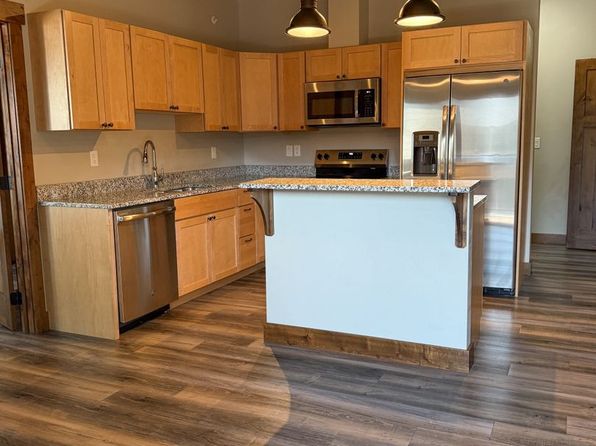35 5th St W