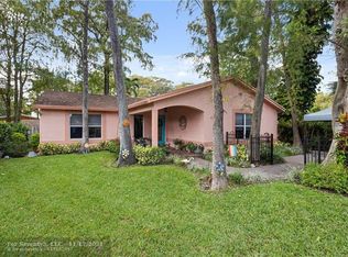 4271 NW 20th Ave, Oakland Park, FL 33309