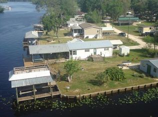 156 Magnolia Trl, Satsuma, FL 32189