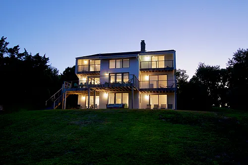 36 Gardiners Bay Dr Photo 1