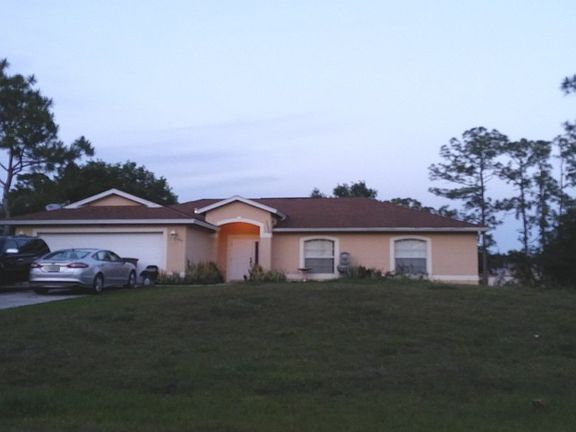2nd image of 612 Truman Ave