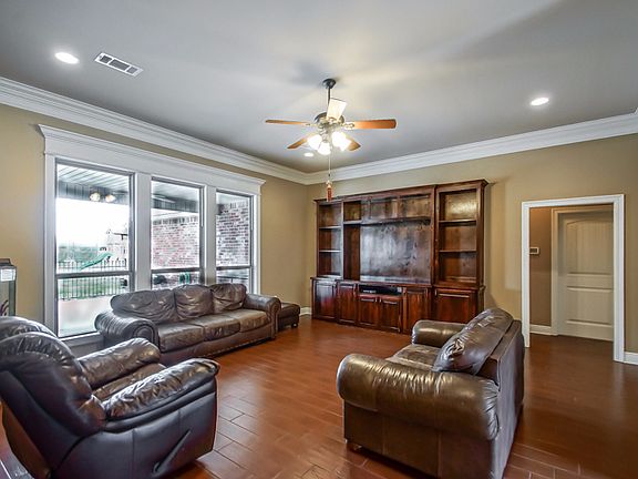 5th image of 30808 Creek Valley Dr