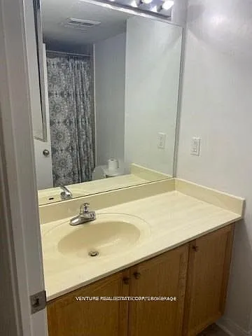 1029 King St W #209 — Photo 18