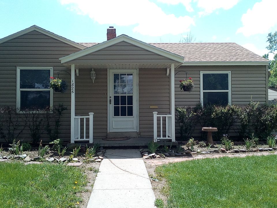 Petite front hides 2586 sqft