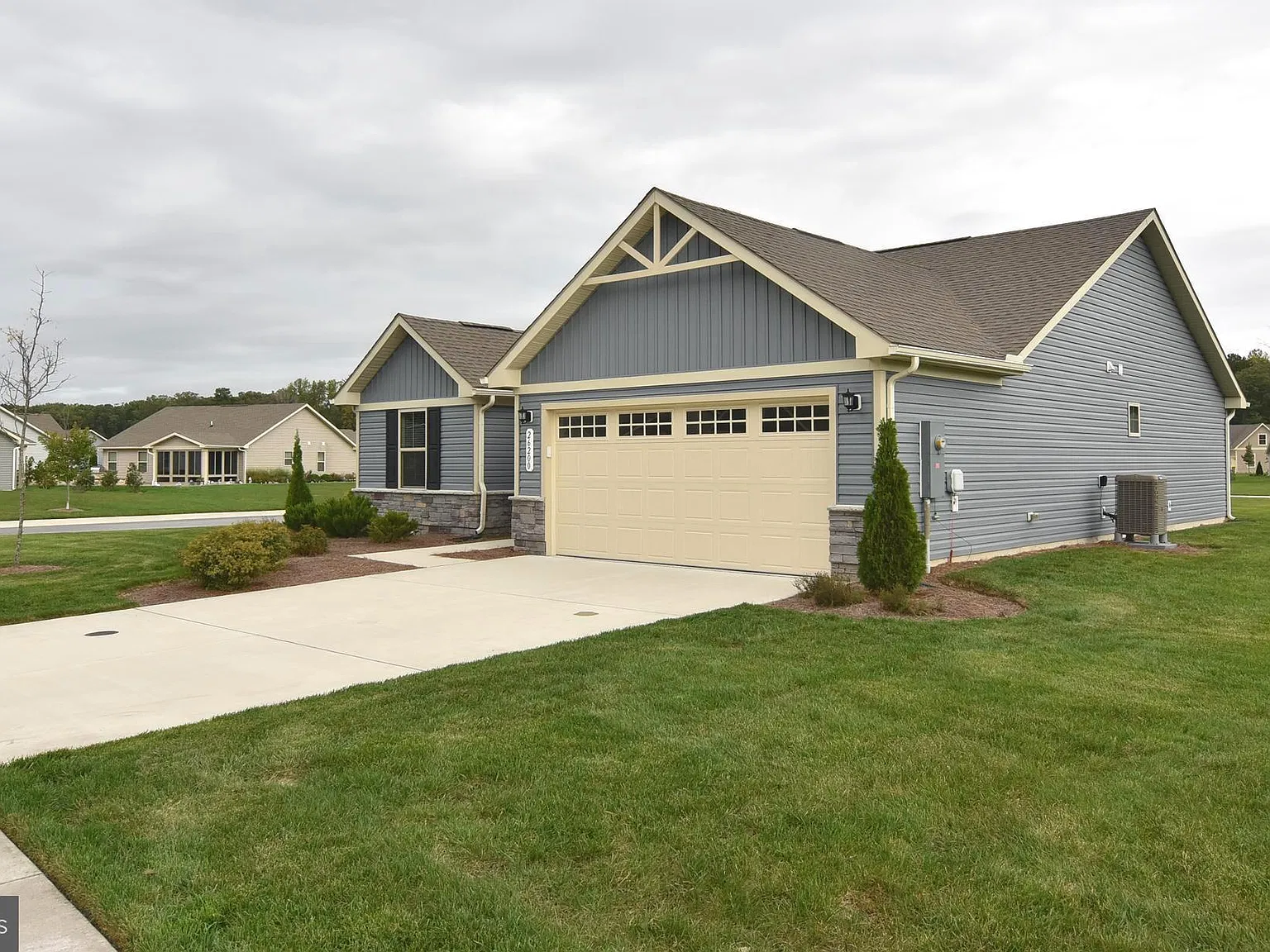 3 bed, 1500 sqft, $2,300 — Photo 3