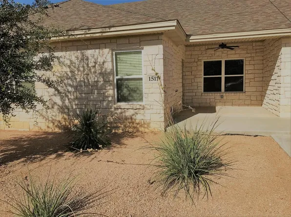 1511 Club Dr, Midland, TX 79701