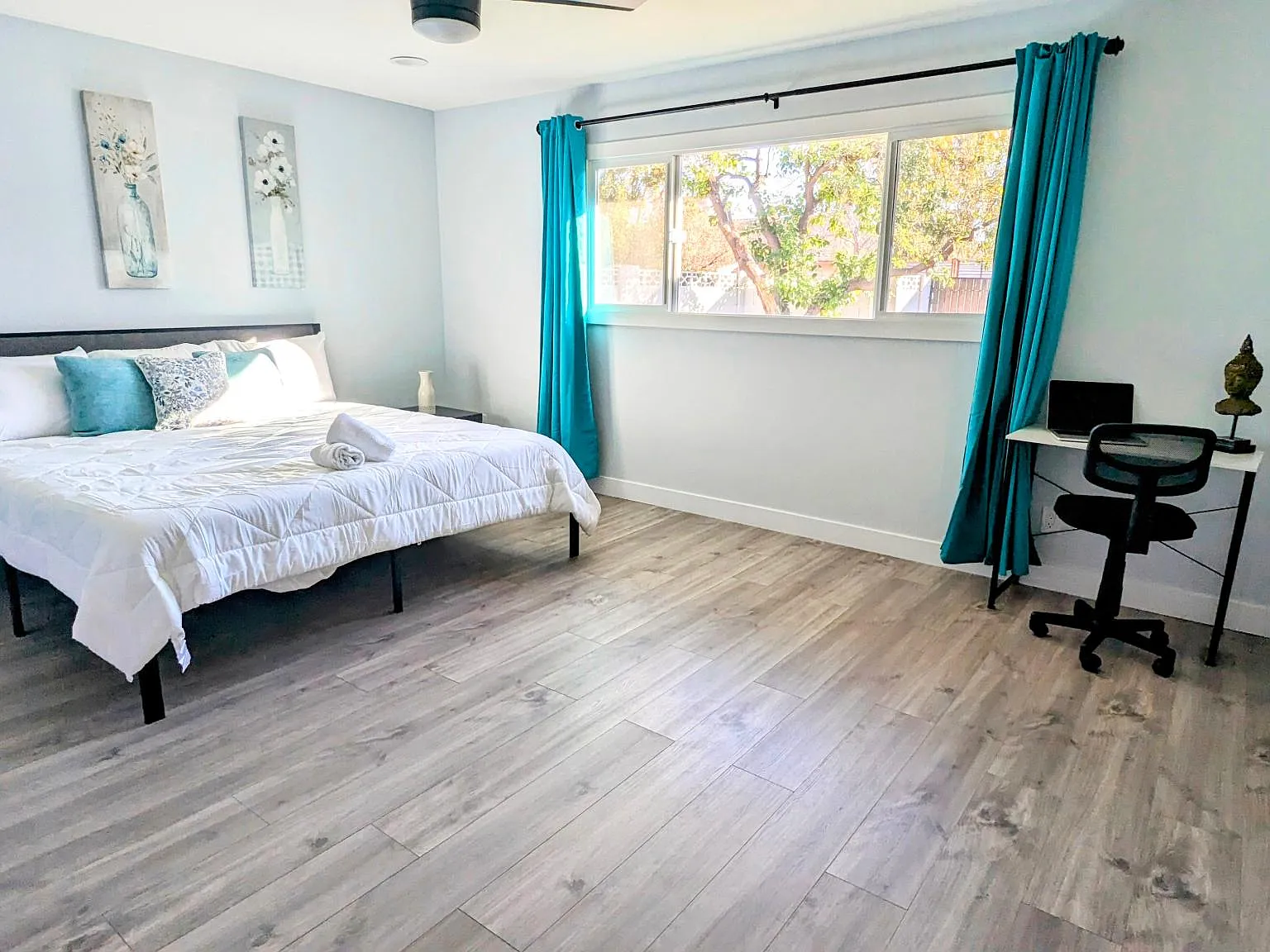 3 bed, 1852 sqft, $3,650 — Photo 4