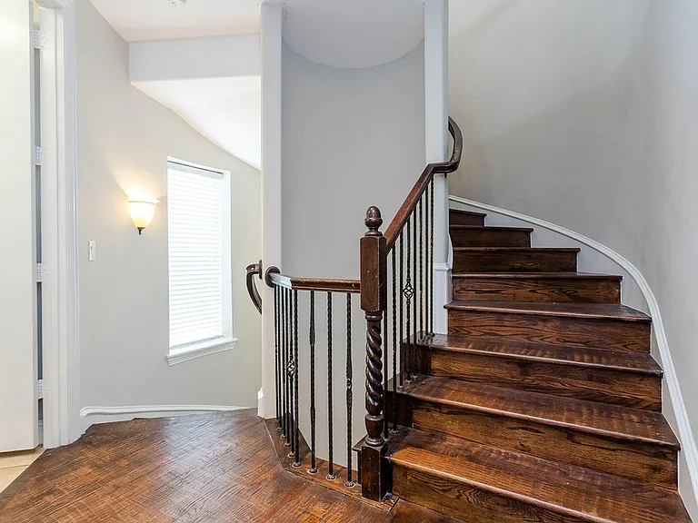 3817 Bowser Ave #C — Photo 12