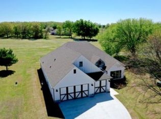 4958 Lighthouse Springs Dr, Grove, OK 74344