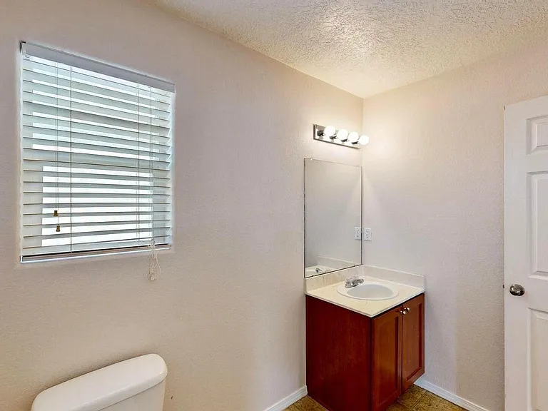 2946 Payton Trl SW — Photo 6