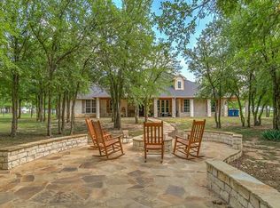 2450 Bob White Dr, Granbury, TX 76049