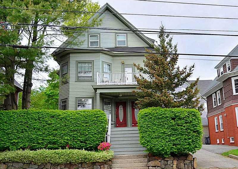 1st image of 556 Hope St #556
