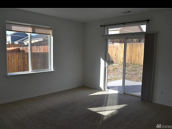 5th image of 522 N Kentucky Dr