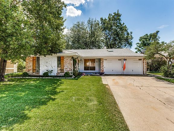 4th image of 4126 Sweetbriar Dr